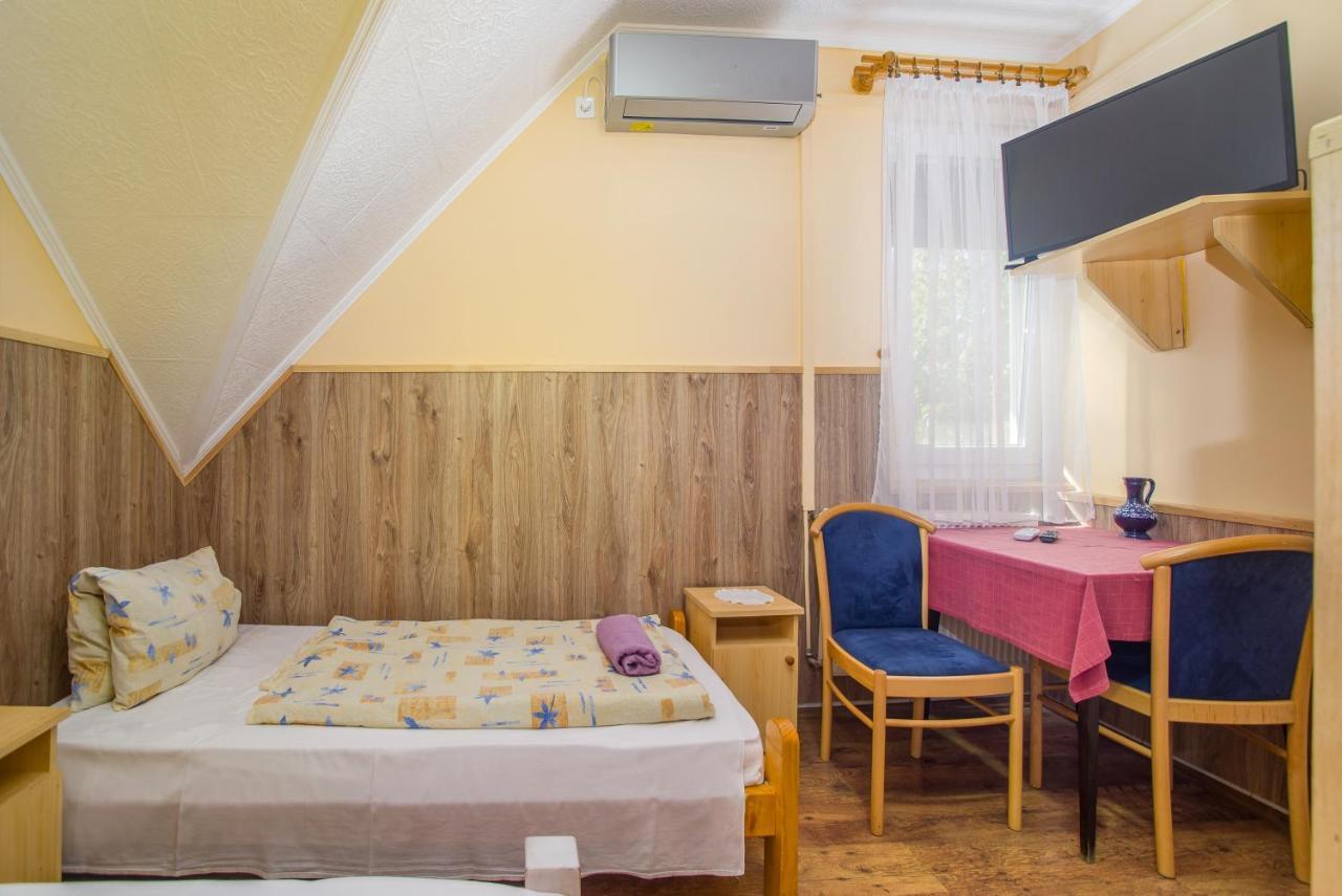 Fueredi Apartman Tiszafüred Extérieur photo